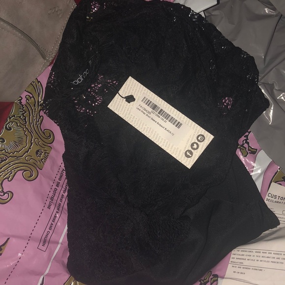 2 for 20 Lace body suits - Picture 3 of 5